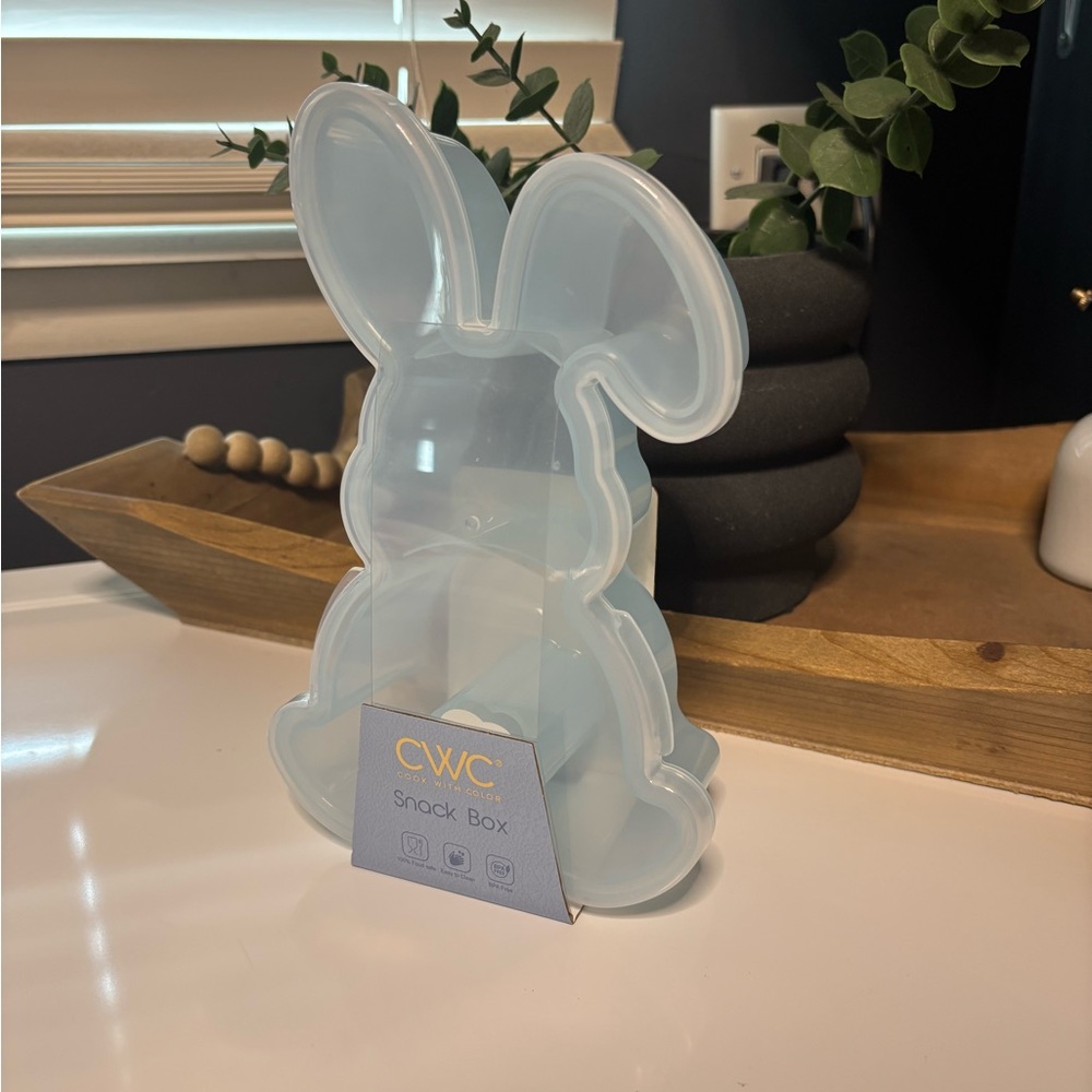 CWC Bunny-Shaped Snack Box - Translucent White